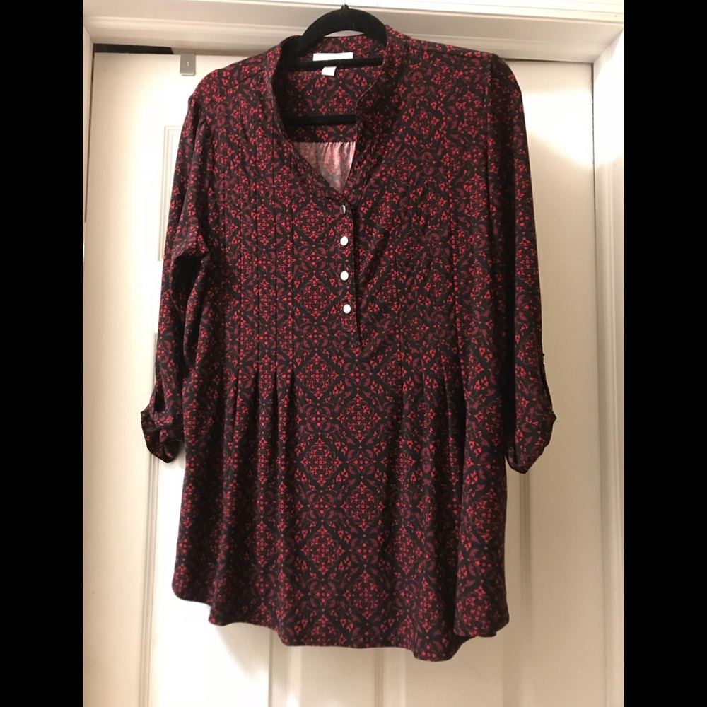 Black and red Top!